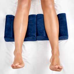 Składana poduszka ortopedyczna - profilaktyka przeciwodleżynowa nóg