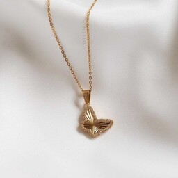 Naszyjnik złoty motylek wisiorek z cyrkoniami mieniąca się