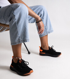 Czarne materiałowe sneakersy damskie CROSS JEANS-37