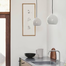 FRANDSEN Lampa wisząca designerska Ball, możliwość ściemniania, biały