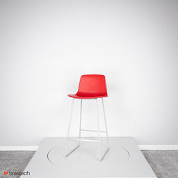 Hoker Enea Lottus sledge stool