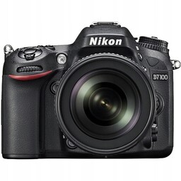 Lustrzanka Nikon D7100 korpus 18-140mm obiektyw