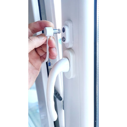 Blokada okna biała  zabezpieczenie dzieci, antywłamaniowa, bezkluczowa,