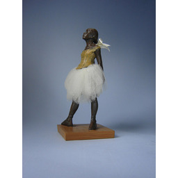 Figurka Parastone "14 letnia tancerka" - Edgar Degas