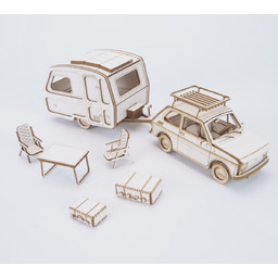 Zestaw ''Wakacje na Mazurach'' Fiat 126p + N126