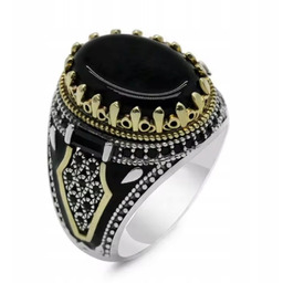 Srebrny Sygnet z Dużym Onyksem i Onyksami Złoty