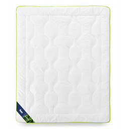 Kołdra Antyalergiczna Synthetic 4 Pory Roku Bamboo Bambus