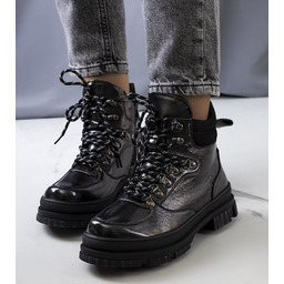 Czarne lakierowane botki Prepo-37