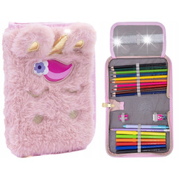 PIÓRNIK SZKOLNY JEDNOKLAPKOWY Z WYPOSAŻENIEM DLA DZIEWCZYNKI PLUSZ