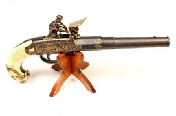 replika rosyjski pistolet na stojaku denix model 1238+800