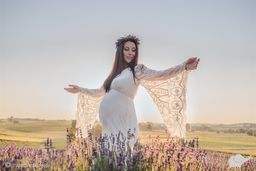 Profesjonalna ciążowa sesja fotograficzna