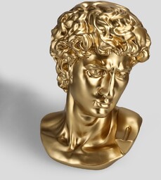 Figurka Davios