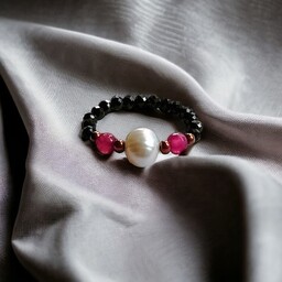 Pakamera Pierścionek : magenta : perła, spinel, agat