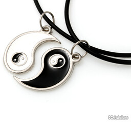 YIN-YANG DLA DWOJGA koła kolor czarny kolor biały