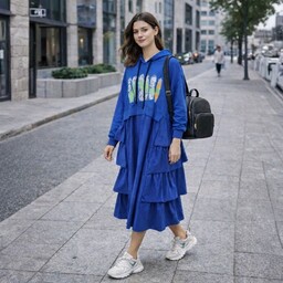Sukienka damska Włoska z kapturem niebieska falbany 100%
