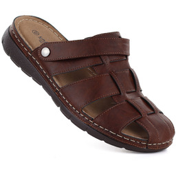 Klapki męskie zabudowane z paskiem brązowe Unisoft 9924