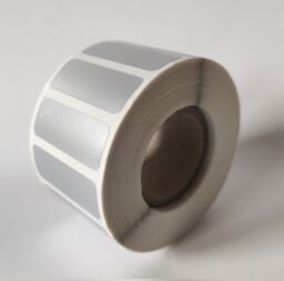 Etykiety foliowe 30x11 mm srebrne - 1000 szt.