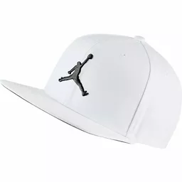 Biała czapka z daszkiem snapback (przód) Biała czapka z daszkiem snapback (przód)