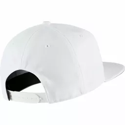 Biała czapka z daszkiem snapback (tył) Biała czapka z daszkiem snapback (tył)