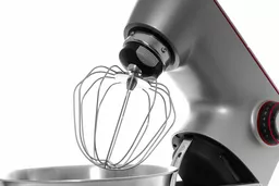 Robot kuchenny Bosch MUM9 zbliżenie na trzepaczkę do ubijania białka