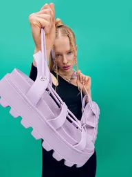 Cropp Fioletowe wiązane sandały Cropp Fioletowe wiązane sandały