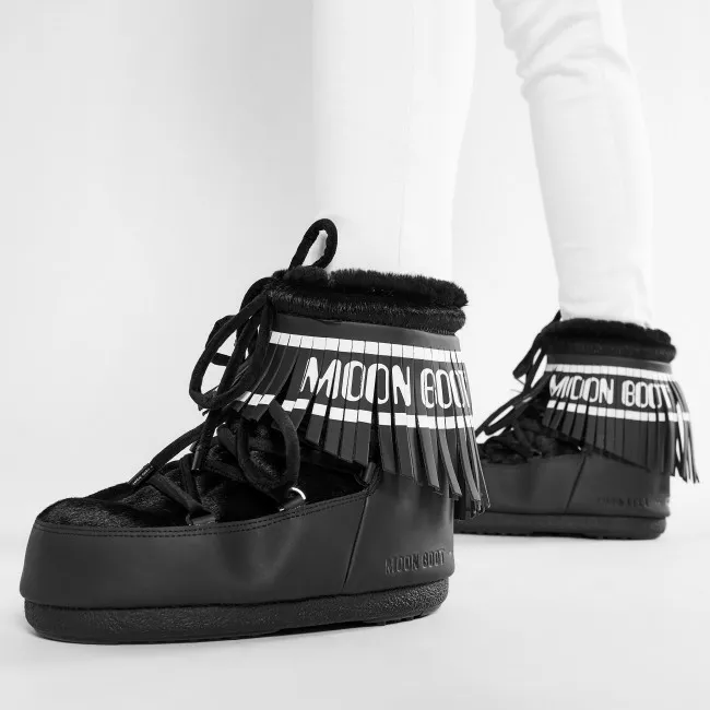 czarne moon boots