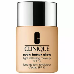 Clinique Even Better Glow Light Reflecting Makeup SPF 15 foundation