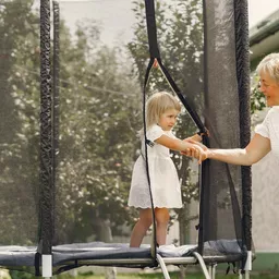 Siatka do trampoliny zewnętrzna z osłoną na sprężyny Siatka do trampoliny zewnętrzna z osłoną na sprężyny