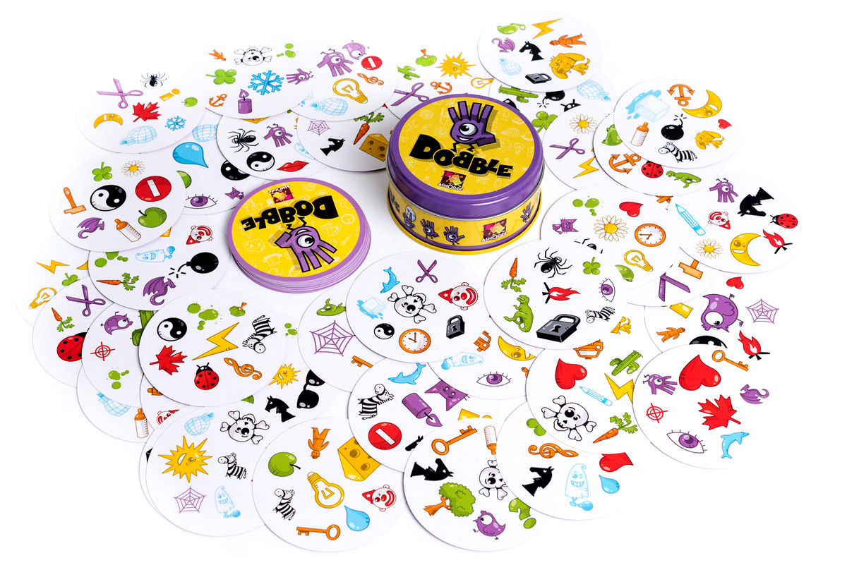 Dobble rozrzucone karty Dobble rozrzucone karty