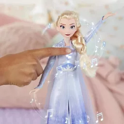 Lalka Elsa z wgraną melodia piosenki "Mam tę moc" Lalka Elsa z wgraną melodia piosenki "Mam tę moc"