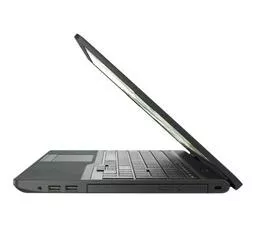 Fujitsu Notebook Lifebook A3510 z prawej strony Fujitsu Notebook Lifebook A3510 z prawej strony