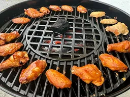 Grill żeliwny z rusztem okrągłym Grill żeliwny z rusztem okrągłym