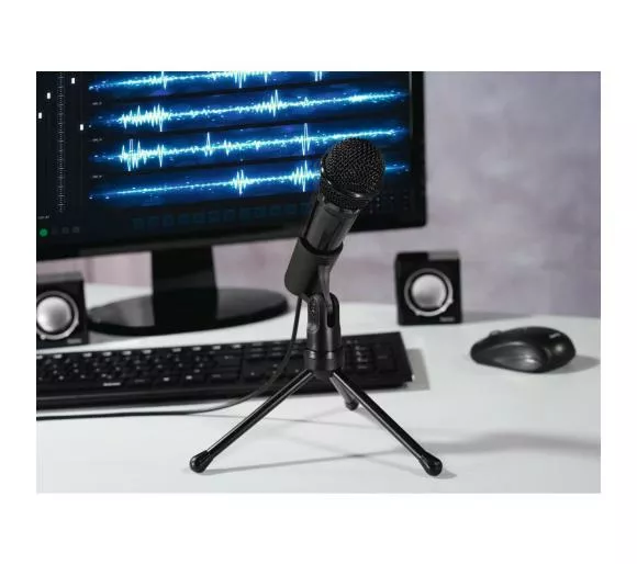 hama mic p35 allround na statywie przed monitorem