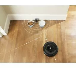 iRobot Roomba e5 e5158 czarny prezentacja wykrywania rozpoznawalnych przedmiotów przez robota w czasie jazdy pomieszczeniu