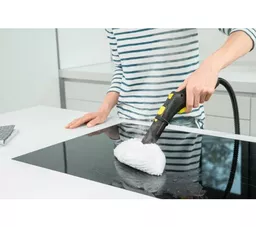Karcher SC 3 EasyFix prezentacja mopa na płycie indukcyjnej Karcher SC 3 EasyFix prezentacja mopa na płycie indukcyjnej