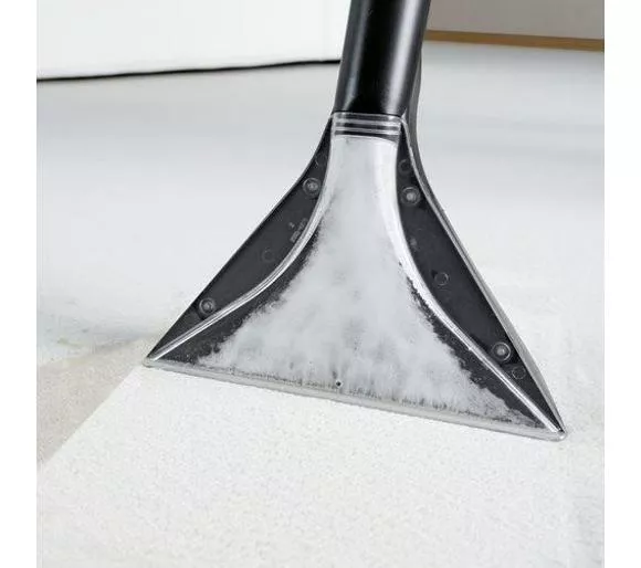 odkurzacz karcher se 4002 zolto czarny zblizenie na dysze myjaca