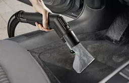 Odkurzacz piorący Karcher SE 5.100 Plus - wizualizacja sprzątania wnętrza samochodu Odkurzacz piorący Karcher SE 5.100 Plus - wizualizacja sprzątania wnętrza samochodu