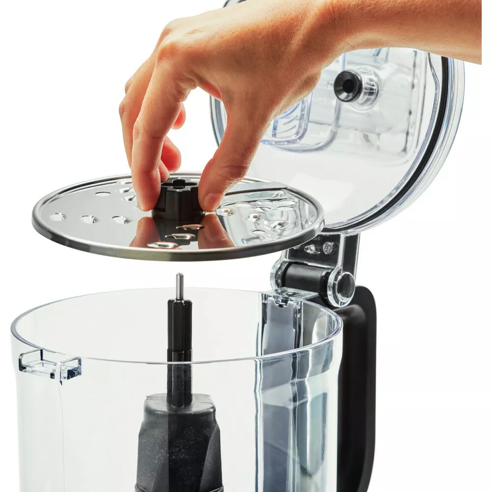 robot kuchenny kitchenaid midi malakser 5kfp0719eob czarny prezentacja nakladania tarczy na trzpien