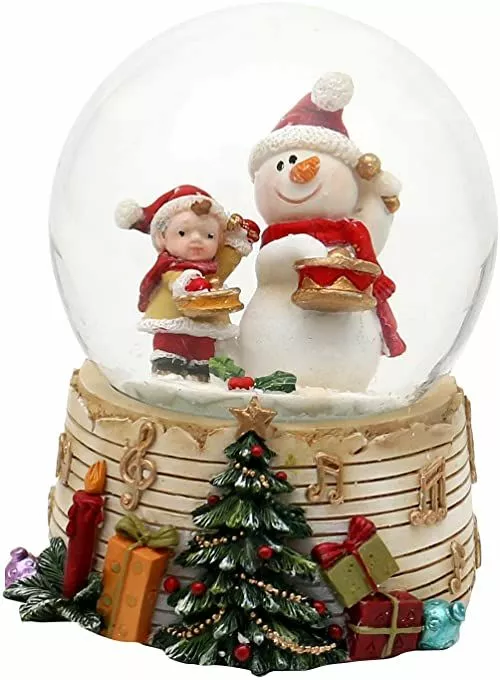 kula sniezna balwanek z dzieckiem i bebenkiem