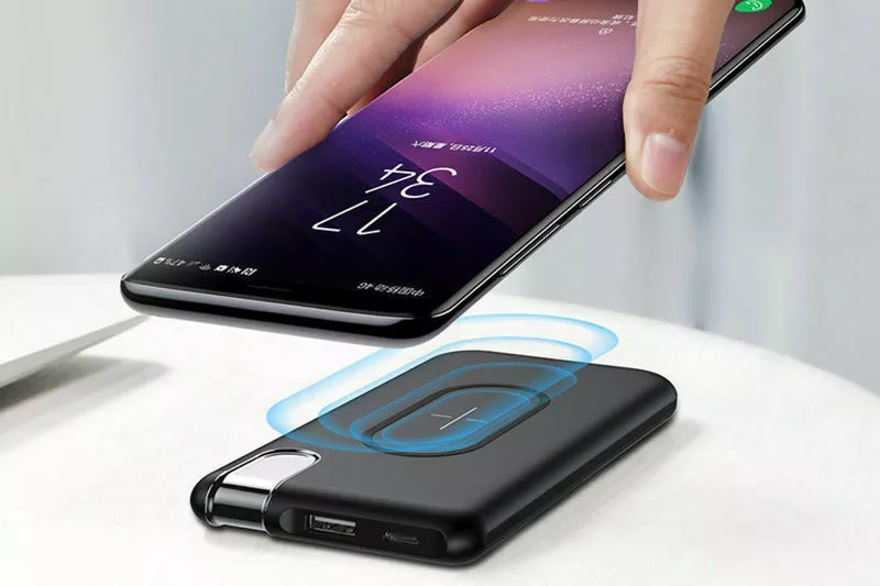 powerbank z funkcja ladowania indukcyjnego