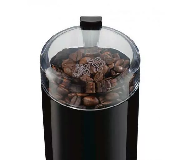 mlynek do kawy bosch tsm6a013b czarny prezentacja pojemnika z ziarnami kawy