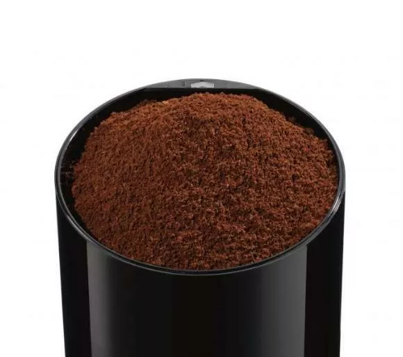 mlynek do kawy bosch tsm6a013b czarny prezentacja zmielonej kawy w pojemniku
