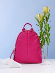 Pojemny plecak w oryginalnym kolorze