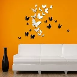Lustrzane naklejki na ścianę salonu. Naklejki w kształcie motyli