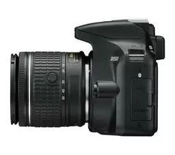 Aparat Nikon D3500 z lewej strony