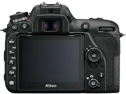Aparat Nikon D7500 z tyłu
