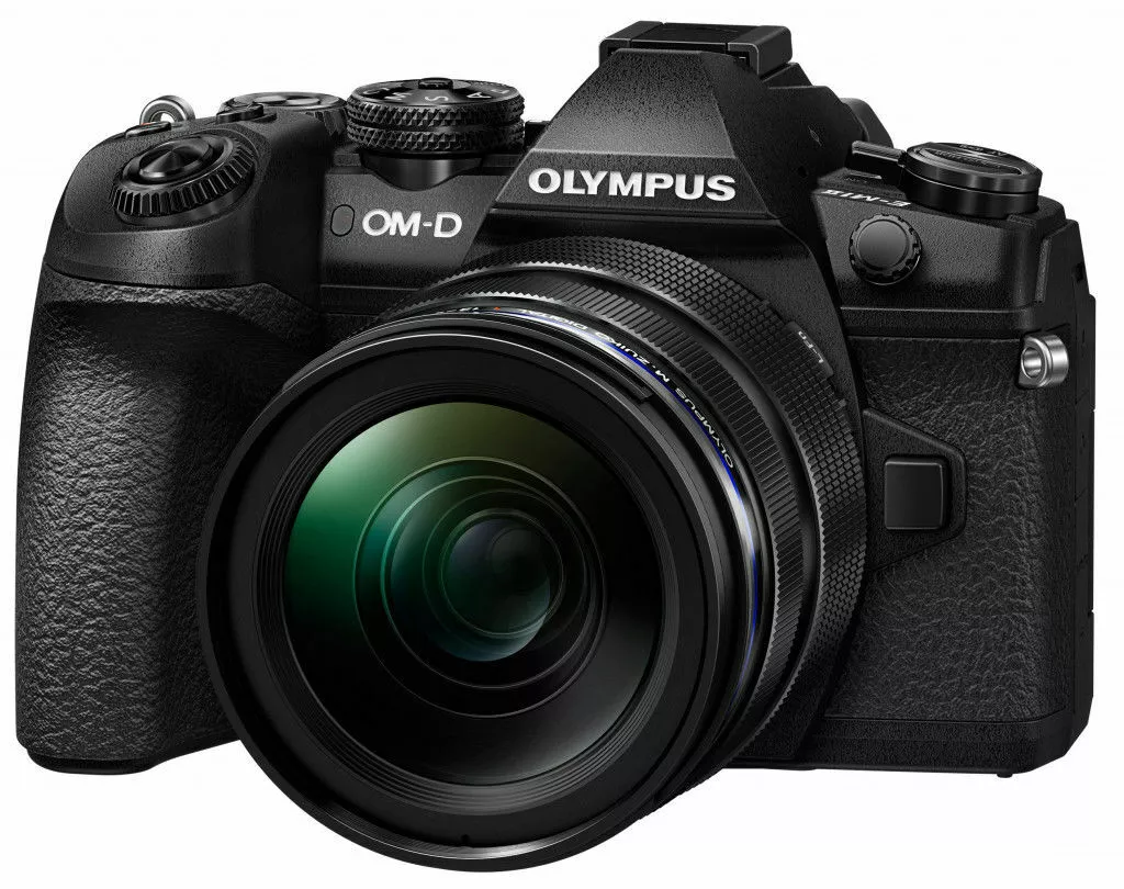 aparat olympus om d e m1 z obiektywem