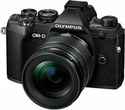 Aparat Olympus OM D E M5 Mark II prawy przód