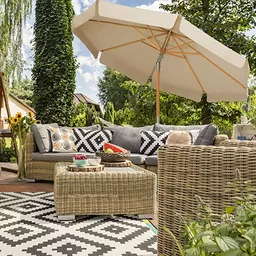 Parasol ogrodowy drewniany to idealne rozwiązanie na balkon lub taras Parasol ogrodowy drewniany to idealne rozwiązanie na balkon lub taras