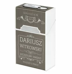Papierośnica z zapalniczką plazmową USB i grawerem dla emeryta Papierośnica z zapalniczką plazmową USB i grawerem dla emeryta